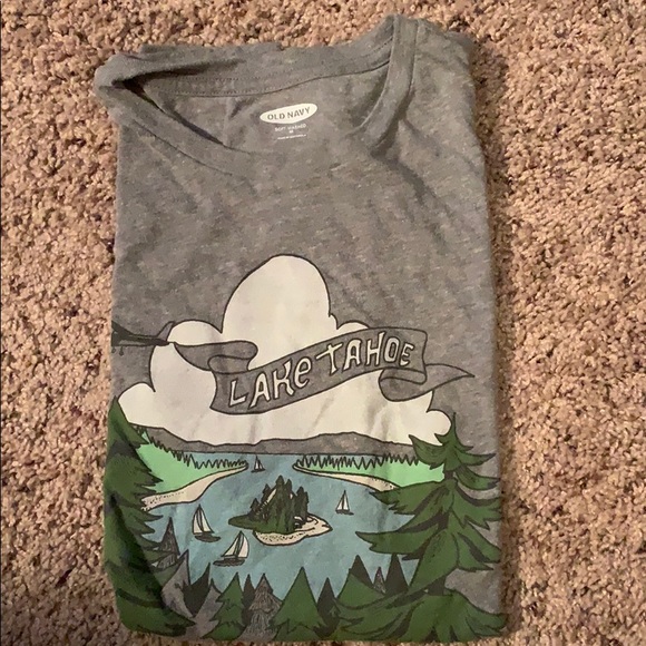 Old Navy graphic tees - Picture 5 of 5